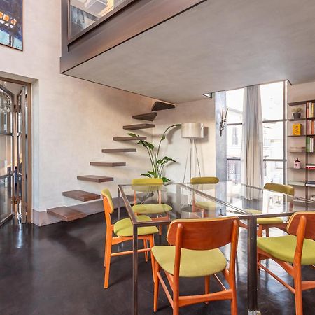 Iconic Apartment With Unique Colosseum View ローマ エクステリア 写真